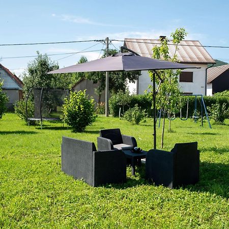 Kuca Za Odmor Boki Vila Gospić Exterior foto