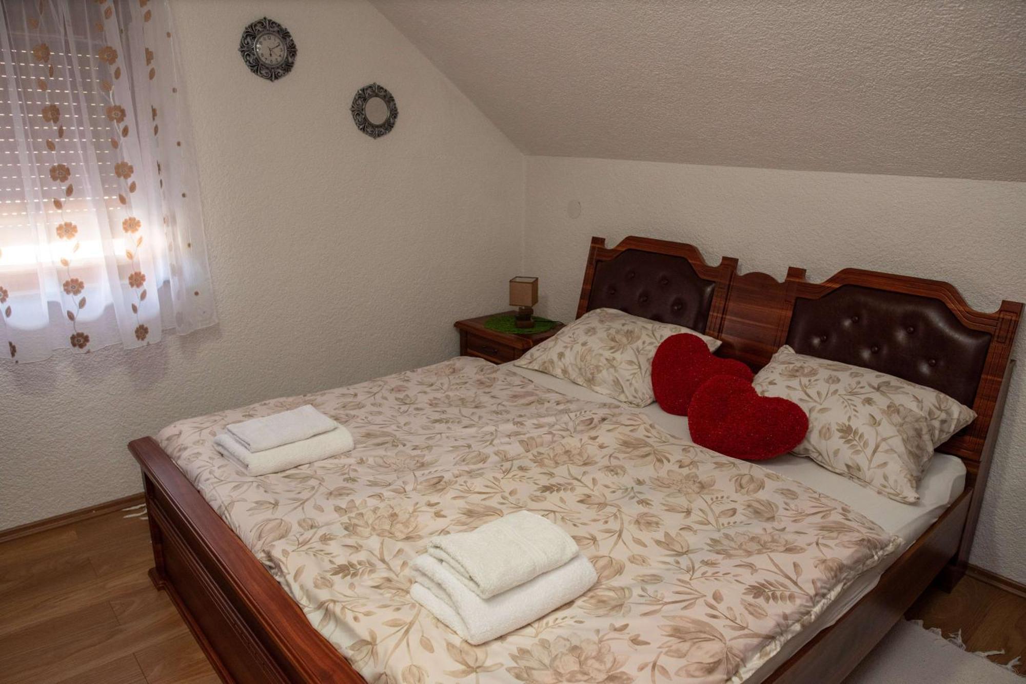 Kuca Za Odmor Boki Vila Gospić Exterior foto