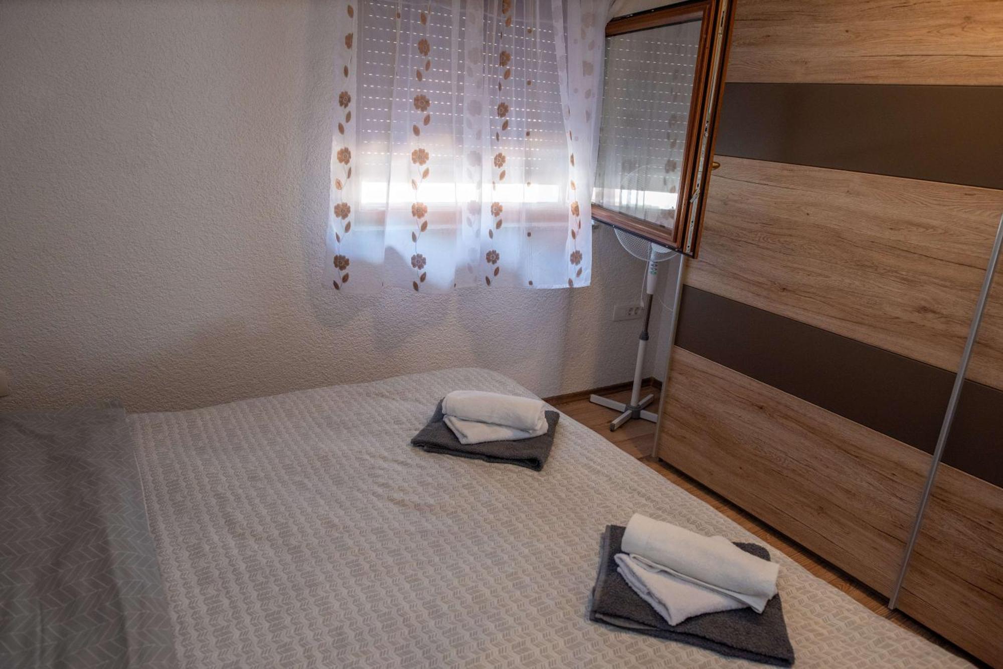 Kuca Za Odmor Boki Vila Gospić Exterior foto